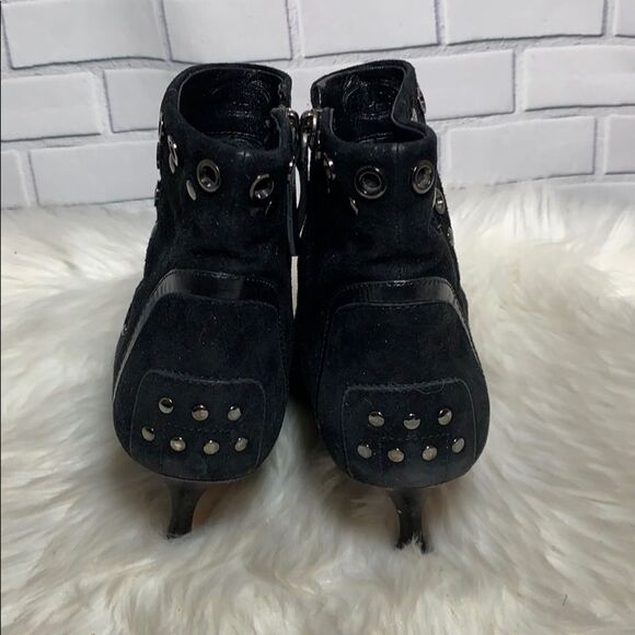Tod's Black Suede Studded Kitten Heel Boot… - Picture 3 of 7